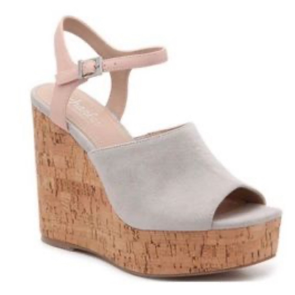 Charles David Dory Faux Suede Platform Wedge 8.5.